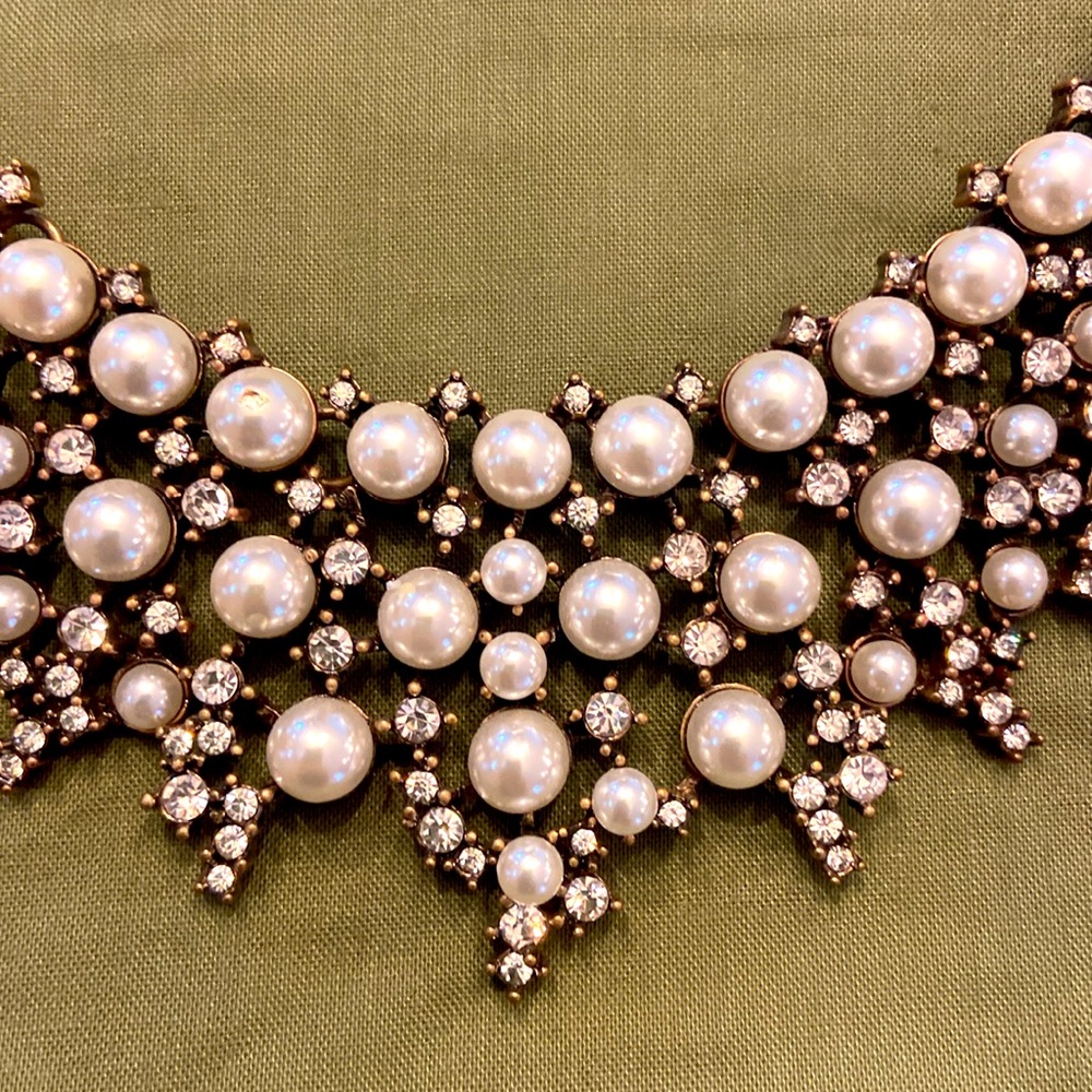 Pearl and rhinestone collar necklace - Picture 3 of 6